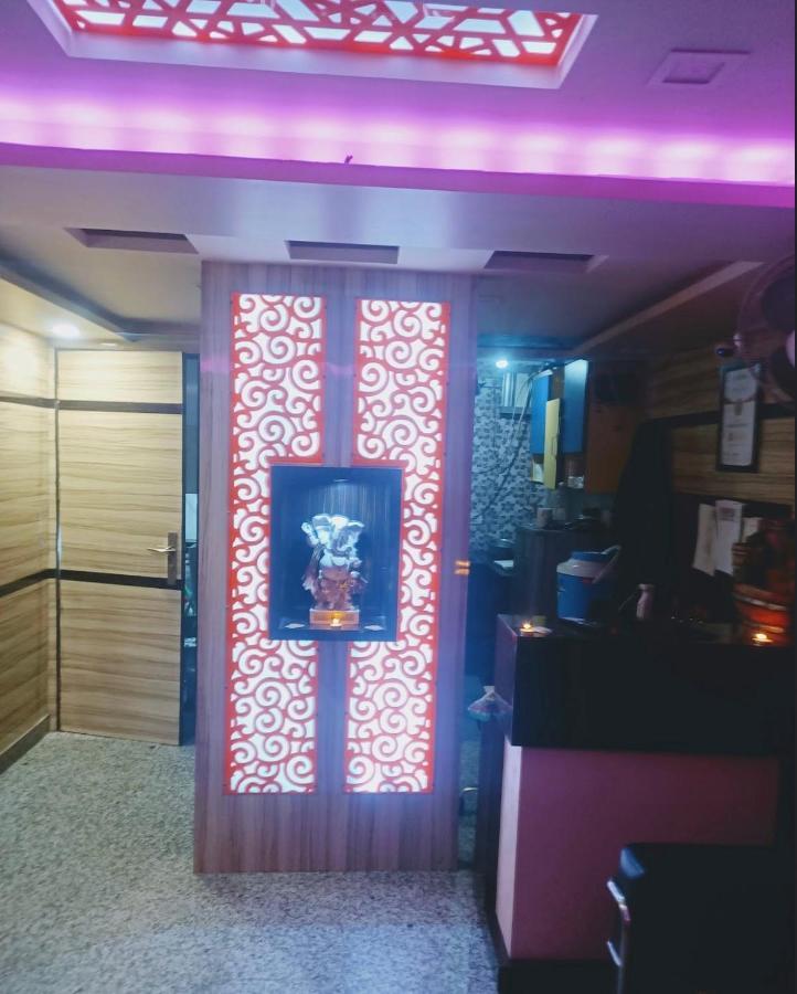 Oyo 86669 Arnav Residency Hotel New Delhi Exterior photo
